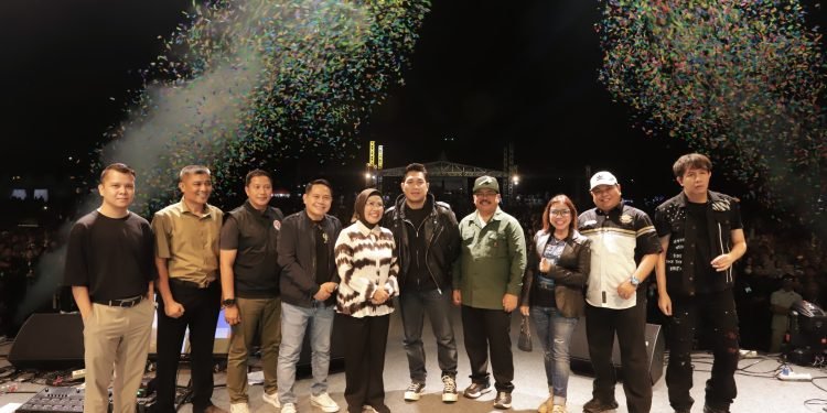 Gelar Pesta Rakyat, Bupati Serang Ajak Jaga Investasi untuk Ciptakan Lapangan Pekerjaan