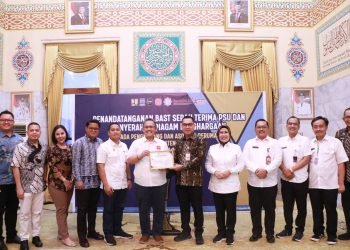 Serah Terima PSU, Bupati Serang Beri Penghargaan Pengembang Perumahan