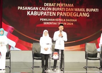 Paslon Dewi-Iing Dinilai Kuasai Debat Perdana