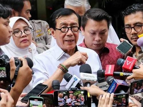 Polemik Kasus Suap Eks Menkumham Yasina Laoly dicekal Pergi Ke Luar Negri