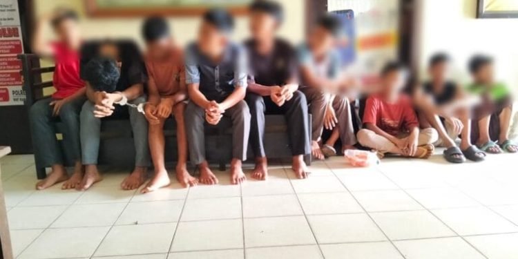 Negri Agung Berikan Efek Jera Kepada Pelaku Perusakan Gerbang SMUN 01