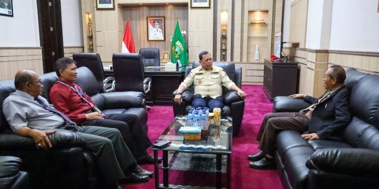 Pj Gubernur A Damenta Terima Kunjungan Ketua Pengadilan Tinggi Banten