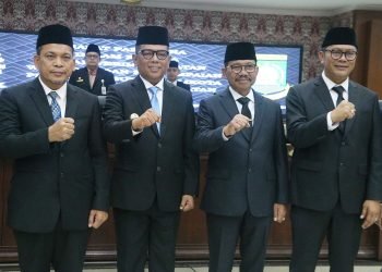 Hari Pertama Jabat Gubernur Banten, Andra Soni Hadiri Sertijab Wali Kota Tangerang