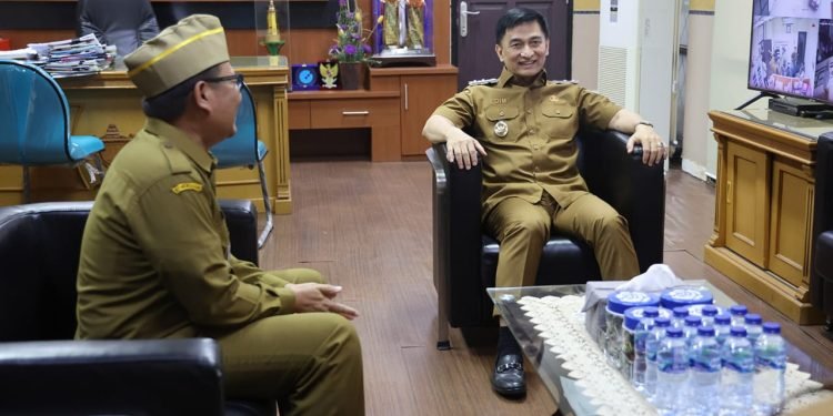 Wagub Banten A Dimyati Natakusumah Sidak Kantor BKD dan Dindikbud 