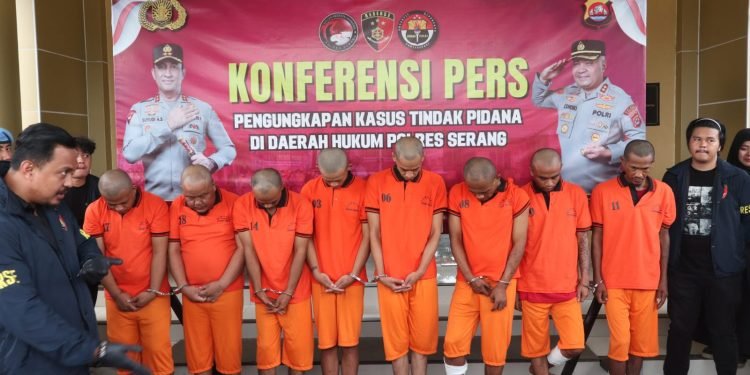Tim Resmob Polres Serang Tangkap Pelaku Pencurian Spesialis Mobil Bak Antar Provinsi