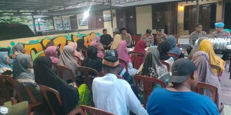 Ngariung Iman Ngariung Aman, Kapolres Serang Buka Puasa Bersama Emak-emak Warga Ciruas