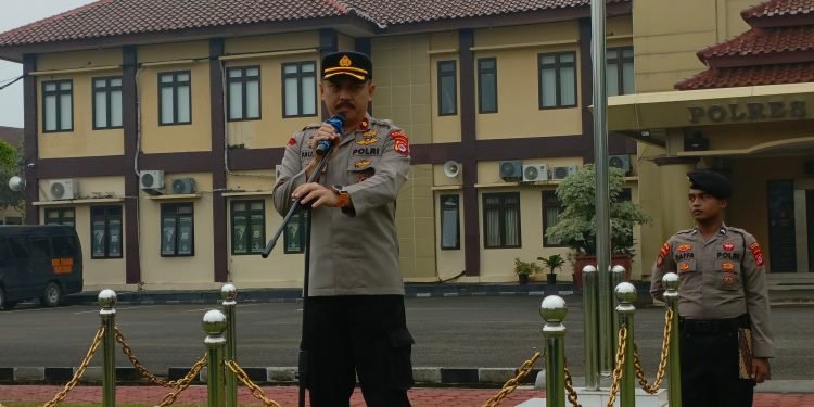 Wakapolres Serang Pimpin Apel Pagi Jam Pimpinan