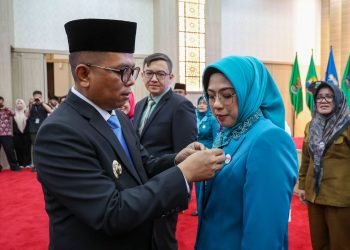 Gubernur Banten Andra Soni Lantik Pengurus TP PKK dan Pembina Posyandu Provinsi Banten Periode 2025 – 2030