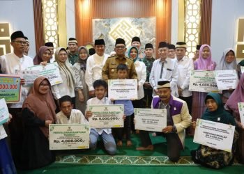 Safari Ramadan 1446 H, Gubernur Banten Andra Soni Jelaskan Tujuan Efisiensi Anggaran Kepada Masyarakat