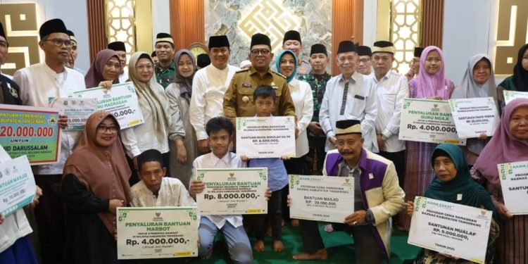 Safari Ramadan 1446 H, Gubernur Banten Andra Soni Jelaskan Tujuan Efisiensi Anggaran Kepada Masyarakat