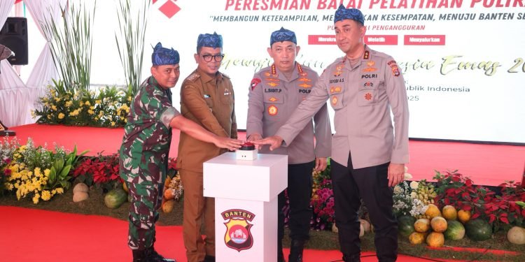 Kapolri Resmikan Balai Latihan untuk Kurangi Pengangguran