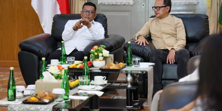 Wamendagri Bima Arya Apresiasi Gubernur Banten Andra Soni dan Forkopimda Atas Pelaksanaan PSU Pilkada Tahun 2024 Kabupaten Serang