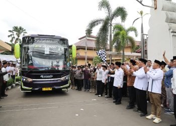 Wagub Banten Lepas Jamaah Haji Kloter Terakhir Kota Cilegon