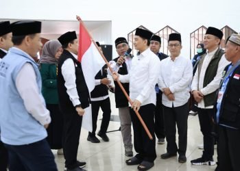 Wagub Banten Lepas Jamaah Haji Menuju Tanah Suci