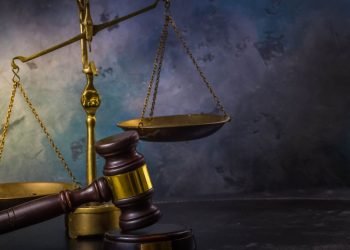 Vonis Ringan Koruptor: Keadilan di Ujung Tanduk?