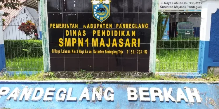 Dana Perpisahan Siswa ‘Hilang’?  Orang Tua di Pandeglang Protes Keras