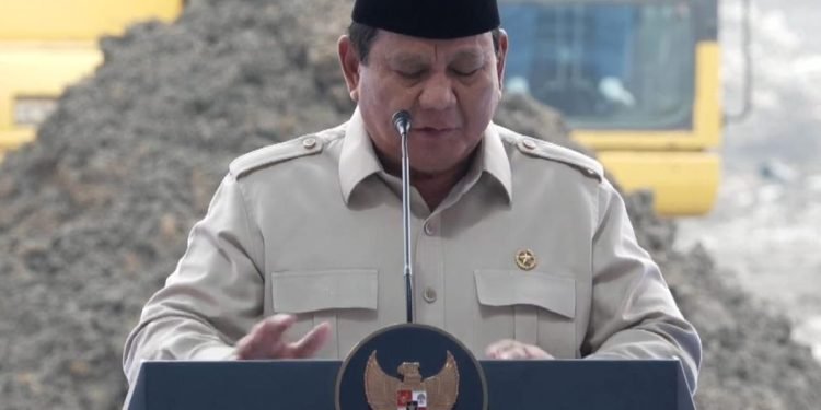 Kejutan Prabowo di Groundbreaking Proyek Baterai: Sapa Tomy Winata