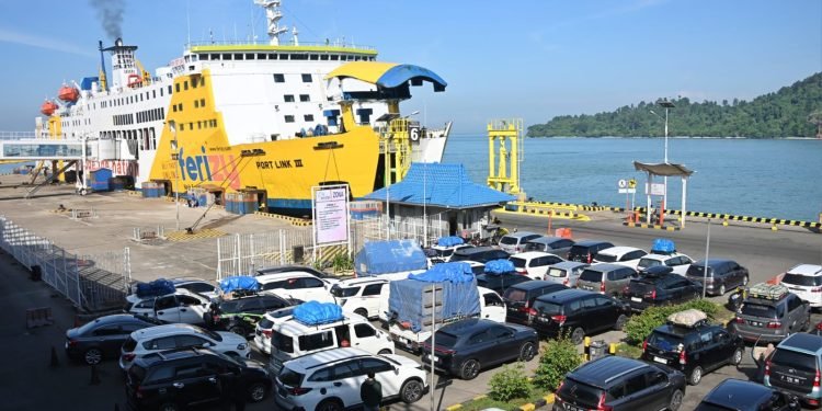 ASDP Catat Kinerja Positif Selama Long Weekend