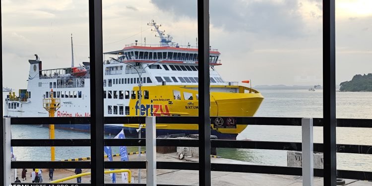 Libur Sekolah Ramaikan Penyeberangan! ASDP Jual 558 Ribu Tiket Diskon!