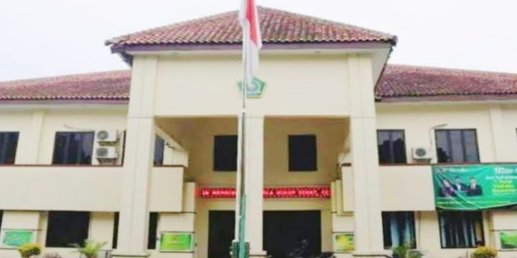 Diamnya Kemenag Tangerang:  Kasus Intimidasi Wartawan di Yayasan Hidayatul Ummah