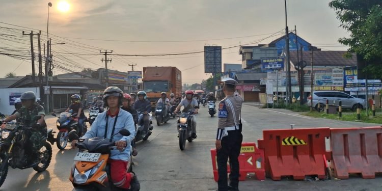 Polres Serang Beri Pelayanan Prima, Antisipasi Kemacetan di Serang