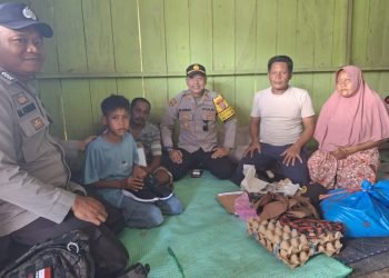 Tangisan Bocah Ingin Sekolah di Pulau Wakai, Menginspirasi Kepedulian Polisi