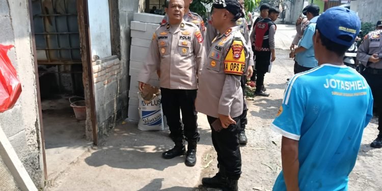 Rumah Bripka (Pur) Pardjo Diperbaiki Polres Serang dalam HUT Bhayangkara