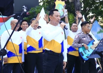 Kapolri di CFD Bhayangkara Sport Day: Sapa Warga, Tinjau Layanan Kesehatan