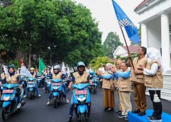 Gubernur Banten Lepas Kirab Keluarga,  Ajak Bangun Generasi Emas 2045