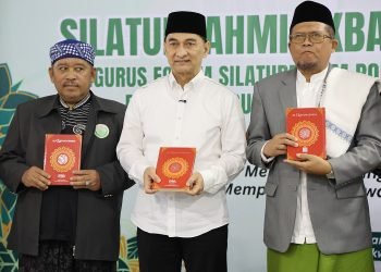 Pondok Pesantren: Benteng Moral Generasi Muda Banten