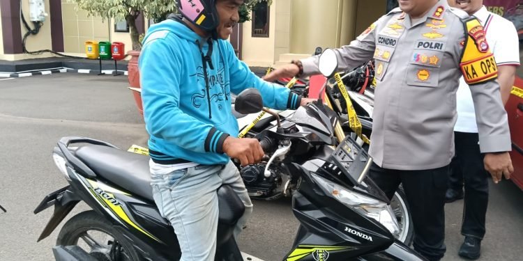 Polres Serang Kembalikan Motor Curian ke Pemilik