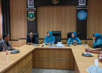 Melawan Gadget dengan Dongeng:  Gerakan Literasi di Banten