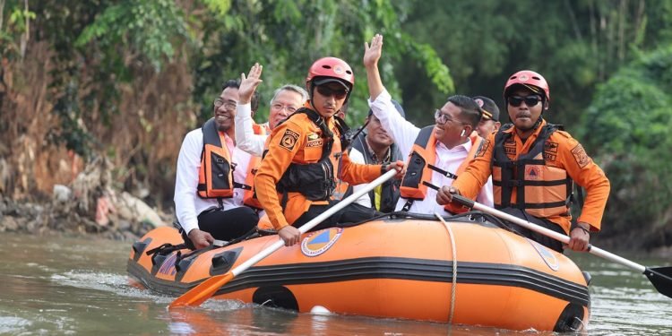 Gubernur Banten Susur Kali Angke, Cari Solusi Banjir Tangerang Raya