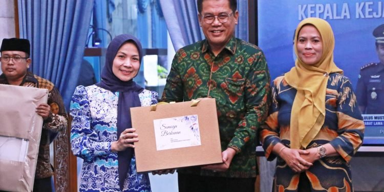 Bupati Serang Jalin Sinergi dengan Kajari Baru untuk Pemberantasan Korupsi