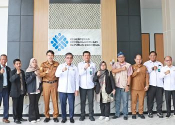 Proyek Cerdas, Masa Depan Cerah: PBL Solusi Tingkatkan Kualitas SDM Serang