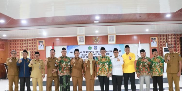 FKDT Kabupaten Serang Dilantik, Bupati Ratu Zakiyah Tegaskan Peran Penting Pendidikan Diniyah