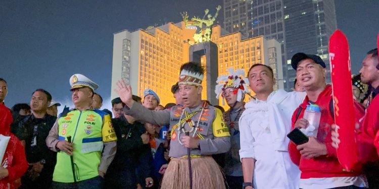 Kapolri dan Mensesneg Sambut Antusiasme Warga di Panggung Rakyat HI
