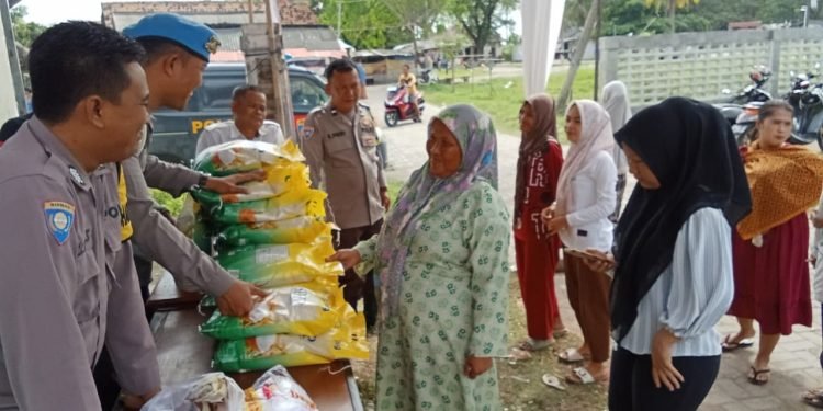 Polres Serang Obati Resah Emak-Emak: Gerakan Pangan Murah di Tirtayasa Diserbu Warga!