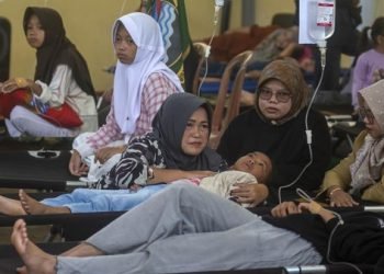 Makan Bergizi Berujung Petaka: Ratusan Siswa di Bandung Barat Keracunan Massal
