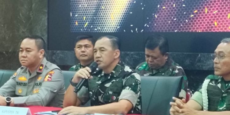 TNI di Persimpangan Jalan: Antara Tugas Negara dan Tuntutan Sipil