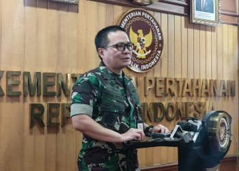 Siskamling Kembali ‘Digebyarkan’: TNI Turun Gunung, Bukan Berarti ‘Militerisasi’ Kampung!