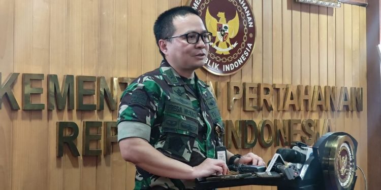 Siskamling Kembali ‘Digebyarkan’: TNI Turun Gunung, Bukan Berarti ‘Militerisasi’ Kampung!