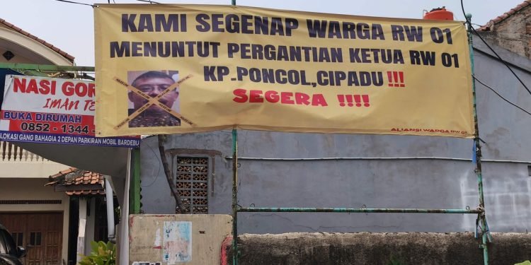 Cipadu Memanas: Lurah Pecat 9 Ketua RT, Warga Ngamuk!