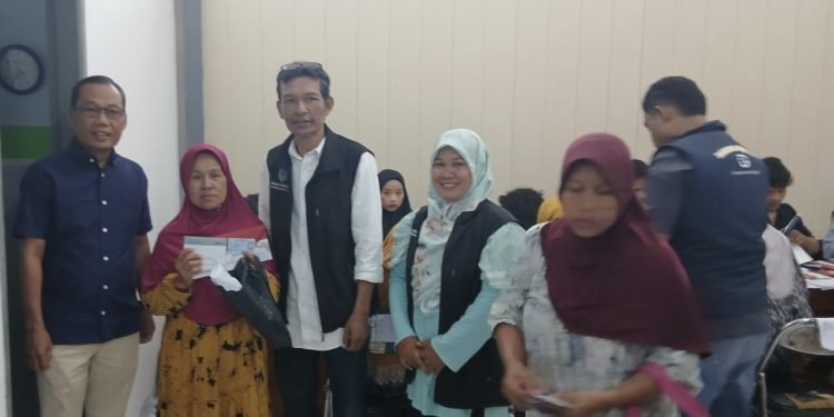 Pandeglang Bersinar: Ribuan Warga Tersenyum Berkat Bantuan Kemensos!