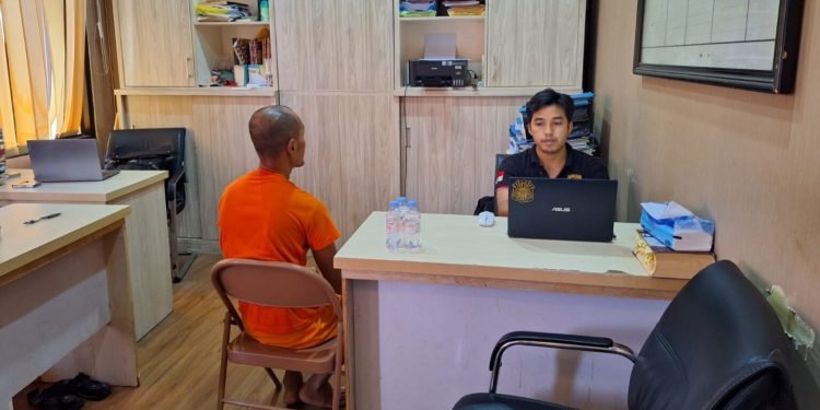 Pabrik Pengoplos Beras Digerebek: Polisi Ungkap Praktik Curang 10 Tahun