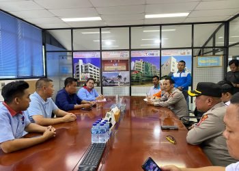 Gaji Terlambat, Karyawan PT Lung Cheong Demo, Kapolres Turun Tangan
