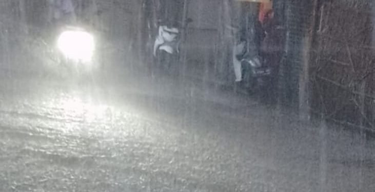 Bertahun-tahun Tanpa Solusi, Jalan Utama Lanud Gorda Langganan Banjir Campur Limbah