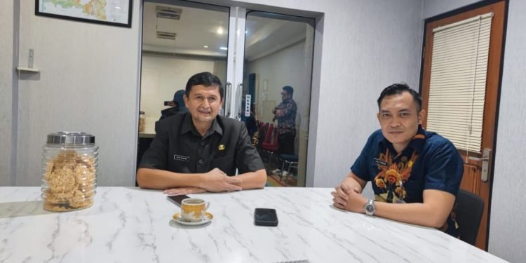 PT SBM: Sarang Tikus Berdasi? Ratu Zakiya Bongkar Konspirasi Korupsi di BUMD Serang!