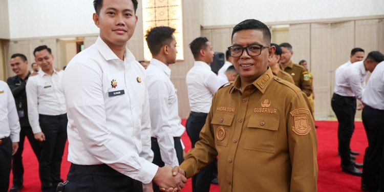 Pelantikan ASN Banten: Gubernur Andra Soni “Bakar Semangat” Pelayan Masyarakat untuk Banten Maju!