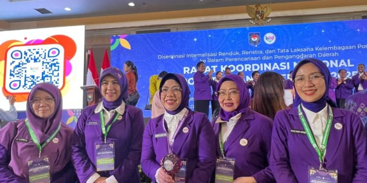 Banten Bangga! Raih Juara Harapan III Lomba Tim Pembina Posyandu Tingkat Nasional